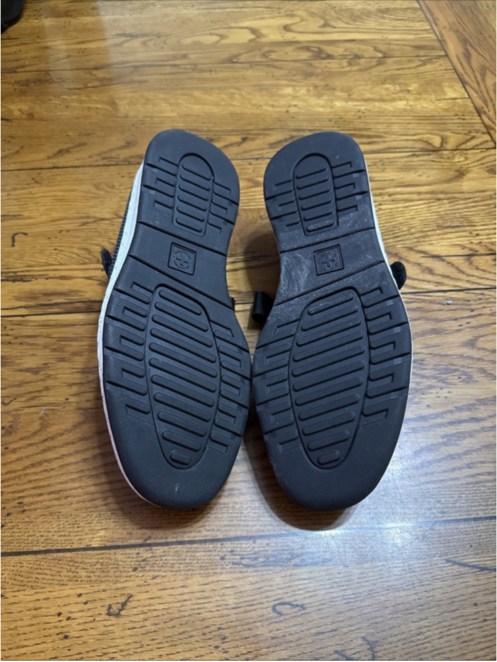 Dr. Doc Martens Sneakers Women's 9 - Picture 8 of 9